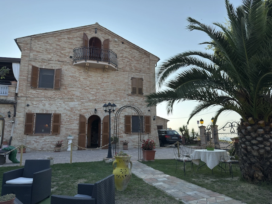 Foto facciata frontale Ristorante Il Monte, pizzeria e braceria a Rapagnano